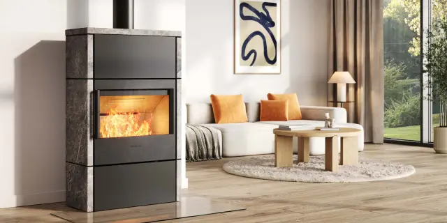 Kaminofen HWAM 5460 Autopilot Naturstein 6,3 kW - Ausführung: 5460c schwarz - Verkleidung: Speckstein - Rauchrohranschluss: Hinten