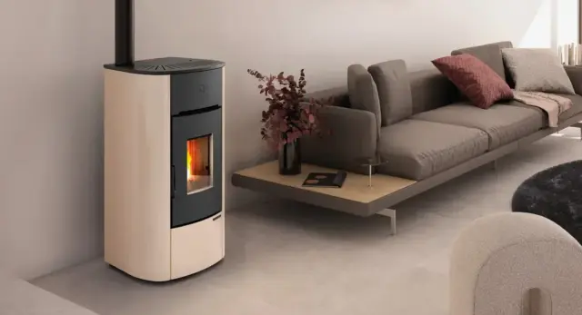 Pelletofen Extraflame Mariella AD 7 kW - Ausführung: Schwarz