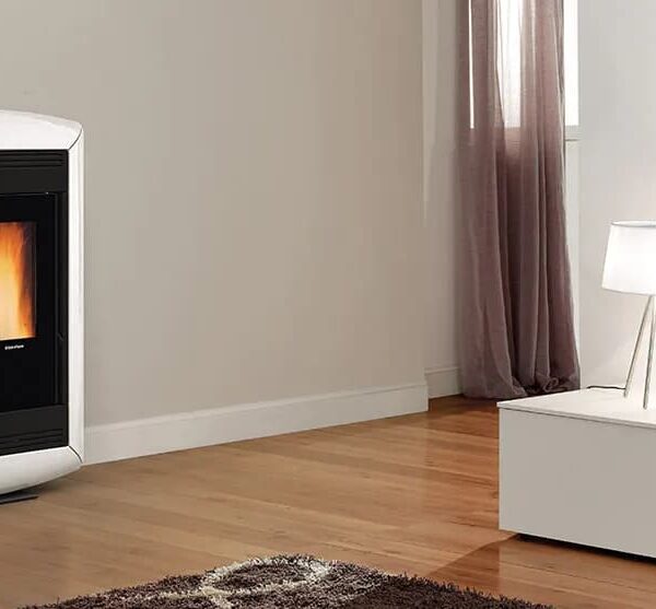 Pelletofen Extraflame Souvenir Plus Lux 5.0 mit 10 kW - Verkleidung: weiß