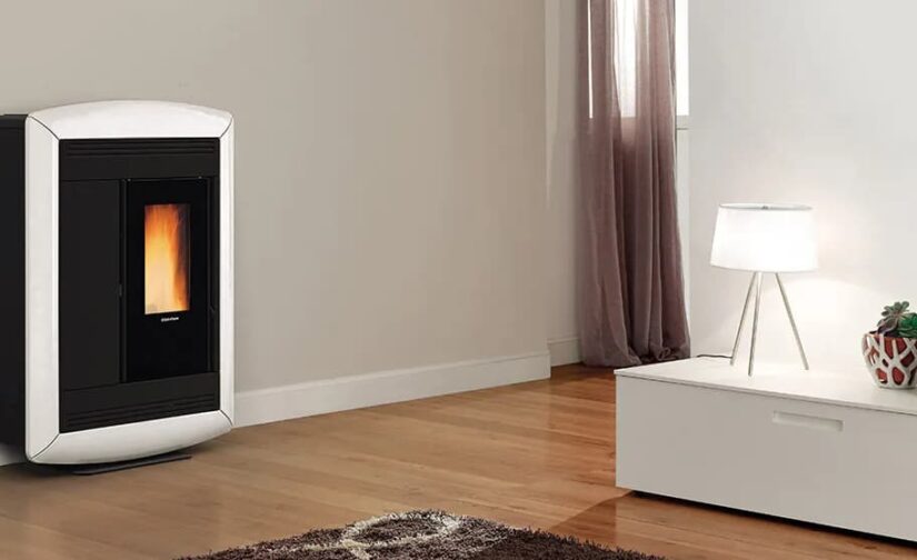 Pelletofen Extraflame Souvenir Plus Lux 5.0 mit 10 kW - Verkleidung: weiß